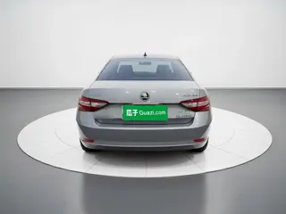 Skoda Superb 2018 купить из Китая, цена 1 273 000 ₽ — Suifenhe Auto