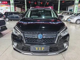 Venucia T70 2018 купить из Китая, цена 1 541 000 ₽ — Suifenhe Auto
