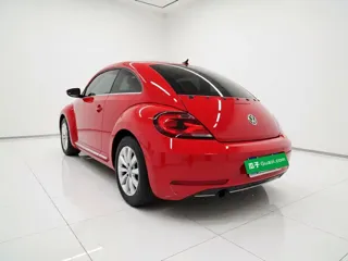 Volkswagen Beetle 2019 купить из Китая, цена 1 413 000 ₽ — Suifenhe Auto