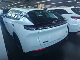 Dongfeng SKY EV01 2026 купить из Китая, цена 1 963 000 ₽ — Suifenhe Auto