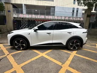 Deepal S07 2025 купить из Китая, цена 3 275 000 ₽ — Suifenhe Auto