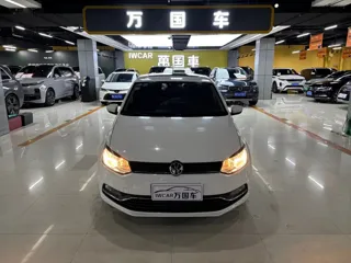Volkswagen Polo 2018 купить из Китая, цена 1 157 000 ₽ — Suifenhe Auto