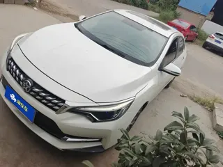 Venucia D60 2019 купить из Китая, цена 1 151 000 ₽ — Suifenhe Auto