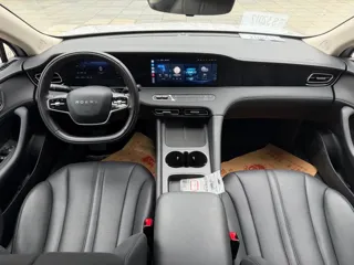 Roewe D7 2024 купить из Китая, цена 2 525 000 ₽ — Suifenhe Auto