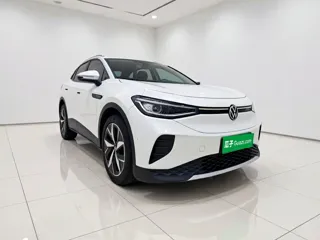 Volkswagen ID.4 CROZZ 2021 купить из Китая, цена 3 596 000 ₽ — Suifenhe Auto