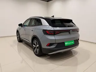 Volkswagen ID.4 CROZZ 2022 купить из Китая, цена 3 954 000 ₽ — Suifenhe Auto