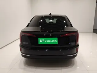 Hongqi E-QM5 2024 купить из Китая, цена 1 929 000 ₽ — Suifenhe Auto