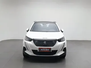 Peugeot 2008 2022 купить из Китая, цена 1 116 000 ₽ — Suifenhe Auto