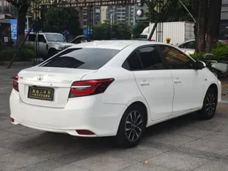 Toyota Vios 2021 купить из Китая, цена 1 260 000 ₽ — Suifenhe Auto
