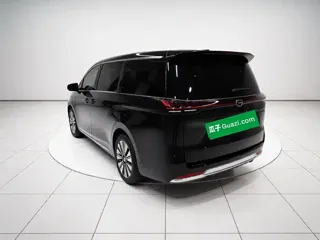 GAC Trumpchi E8 2024 купить из Китая, цена 4 400 000 ₽ — Suifenhe Auto