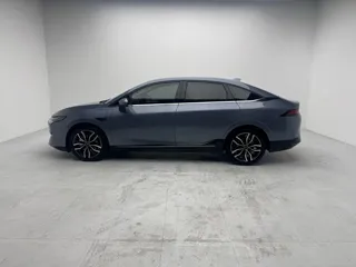 XPeng P5 2021 купить из Китая, цена 3 444 000 ₽ — Suifenhe Auto