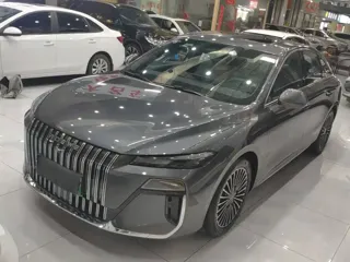 Roewe M7 DMH 2026 купить из Китая, цена 3 091 000 ₽ — Suifenhe Auto