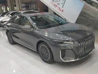 Roewe M7 DMH 2026 купить из Китая, цена 3 091 000 ₽ — Suifenhe Auto