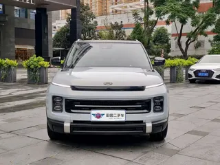 Geely ICON 2024 купить из Китая, цена 2 533 000 ₽ — Suifenhe Auto