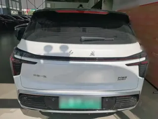 Hongqi HS3 PHEV 2025 купить из Китая, цена 3 471 000 ₽ — Suifenhe Auto