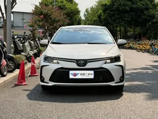 Toyota Corolla 2023 купить из Китая, цена 1 536 000 ₽ — Suifenhe Auto