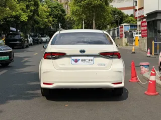 Toyota Corolla 2023 купить из Китая, цена 1 536 000 ₽ — Suifenhe Auto