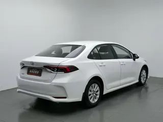 Toyota Corolla 2022 купить из Китая, цена 1 242 000 ₽ — Suifenhe Auto
