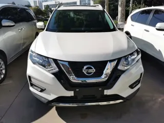 Nissan X-Trail 2020 купить из Китая, цена 2 065 000 ₽ — Suifenhe Auto