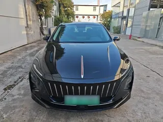 Hongqi E-QM5 2024 купить из Китая, цена 1 793 000 ₽ — Suifenhe Auto