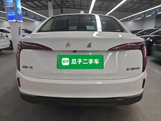 Hongqi E-QM5 2024 купить из Китая, цена 1 742 000 ₽ — Suifenhe Auto
