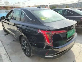 Hongqi E-QM5 2024 купить из Китая, цена 1 760 000 ₽ — Suifenhe Auto