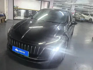 Hongqi E-QM5 2024 купить из Китая, цена 2 948 000 ₽ — Suifenhe Auto