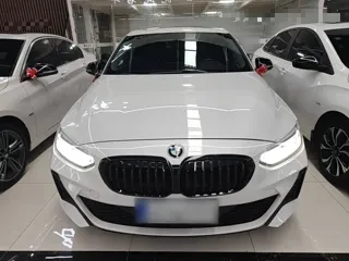 BMW 1-Series 2021 купить из Китая, цена 1 714 000 ₽ — Suifenhe Auto