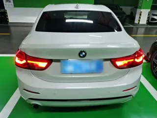 BMW 1-Series 2018 купить из Китая, цена 1 415 000 ₽ — Suifenhe Auto
