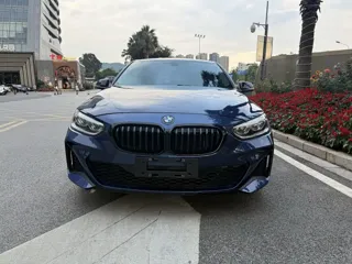 BMW 1-Series 2021 купить из Китая, цена 1 513 000 ₽ — Suifenhe Auto