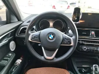 BMW 1-Series 2021 купить из Китая, цена 1 714 000 ₽ — Suifenhe Auto