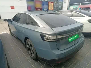Volkswagen ID.7 2024 купить из Китая, цена 3 578 000 ₽ — Suifenhe Auto