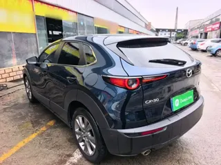 Mazda CX-30 2021 купить из Китая, цена 2 037 000 ₽ — Suifenhe Auto