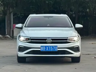 Volkswagen Bora 2025 купить из Китая, цена 1 552 000 ₽ — Suifenhe Auto