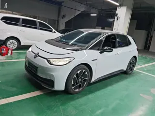Volkswagen ID.3 2024 купить из Китая, цена 1 777 000 ₽ — Suifenhe Auto