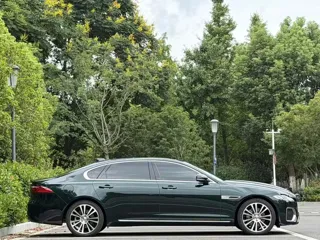 Jaguar XFL 2024 купить из Китая, цена 4 953 000 ₽ — Suifenhe Auto