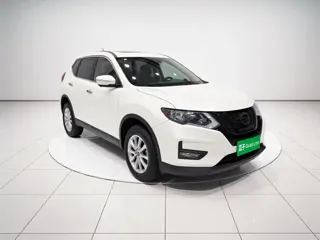 Nissan X-Trail 2023 купить из Китая, цена 1 979 000 ₽ — Suifenhe Auto