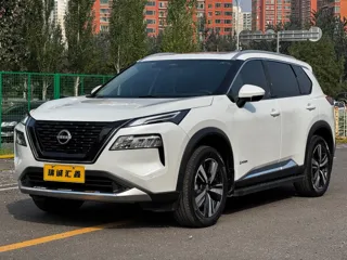 Nissan X-Trail 2024 купить из Китая, цена 4 366 000 ₽ — Suifenhe Auto