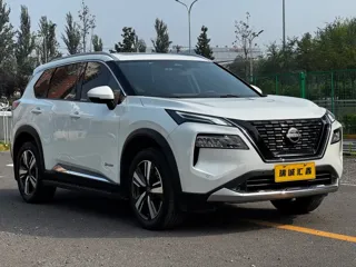Nissan X-Trail 2024 купить из Китая, цена 4 366 000 ₽ — Suifenhe Auto