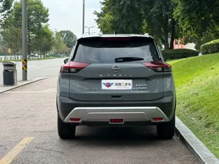 Nissan X-Trail 2024 купить из Китая, цена 4 129 000 ₽ — Suifenhe Auto