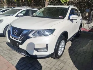 Nissan X-Trail 2018 купить из Китая, цена 2 012 000 ₽ — Suifenhe Auto