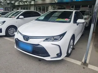 Toyota Corolla 2024 купить из Китая, цена 2 053 000 ₽ — Suifenhe Auto
