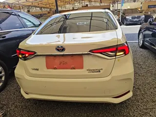 Toyota Corolla 2021 купить из Китая, цена 1 764 000 ₽ — Suifenhe Auto