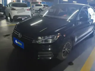 Volkswagen Santana 2019 купить из Китая, цена 992 000 ₽ — Suifenhe Auto
