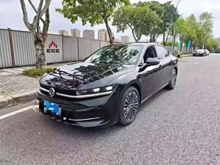 Volkswagen Magotan 2025 купить из Китая, цена 4 306 000 ₽ — Suifenhe Auto