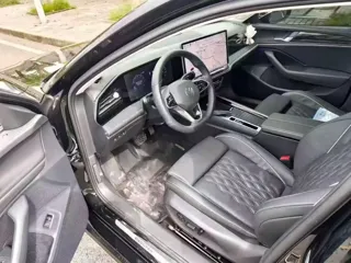 Volkswagen Magotan 2025 купить из Китая, цена 4 306 000 ₽ — Suifenhe Auto