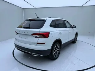 Skoda Kamiq 2023 купить из Китая, цена 1 725 000 ₽ — Suifenhe Auto
