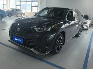 Toyota Crown Kluger 2024 купить из Китая, цена 6 805 000 ₽ — Suifenhe Auto