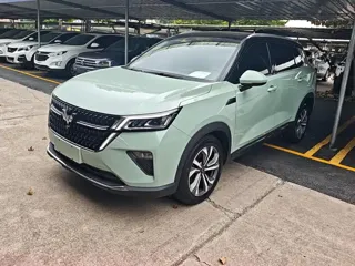 Wuling Xingchen 2022 купить из Китая, цена 1 093 000 ₽ — Suifenhe Auto