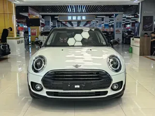 MINI CLUBMAN 2024 купить из Китая, цена 4 220 000 ₽ — Suifenhe Auto